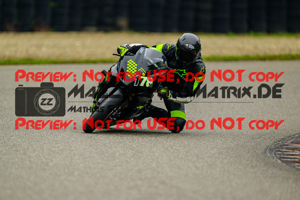 MaZZes_Fotomatrix_20241003_6007705_6581 | GELB