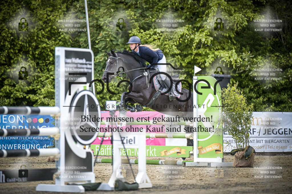DOS_9884 | Entdecke hochwertige Reitturnierfotos von Foto Oger. Professionell, emotional und authentisch – jetzt Lieblingsmomente im Shop bestellen.Deutschlandweite Turnierfotografie. - Realisiert mit Pictrs.com