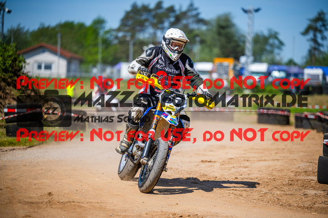 MaZZes_FotoMatrix_240510_6021986_0297 | S2