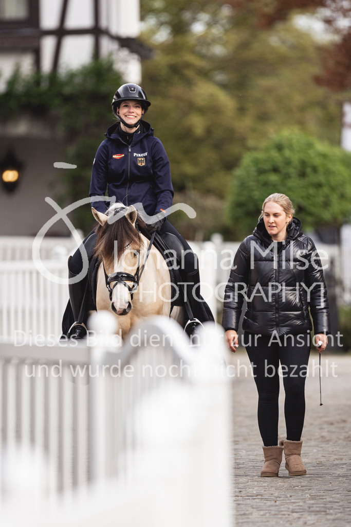 260410_Kronberg_Training-114 | Deine schönsten Turniermomente als professionelle Fotos! Entdecke hochwertige Pferdesport-Fotografie im Online-Shop. Jetzt Fotos finden & bestellen!