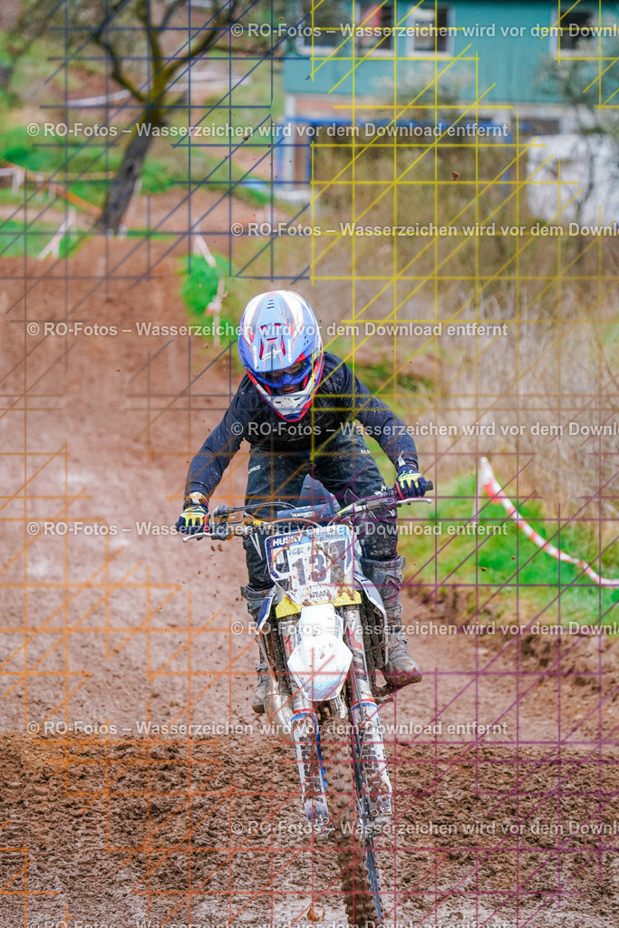 4 Lauf Mernes-124 | Sportfotografie von RO-Fotos: Motorsport, Motocross, Enduro, Laufveranstaltungen und Triathlon. Professionelle Fotos von Sportlern und Events. - Realisiert mit Pictrs.com