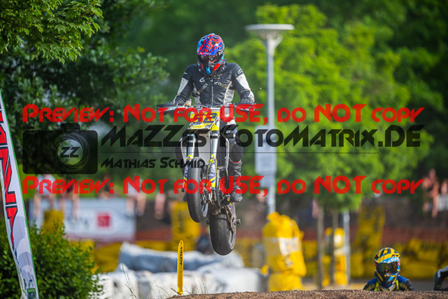 MaZZes_FotoMatrix_220618_9330 | S4