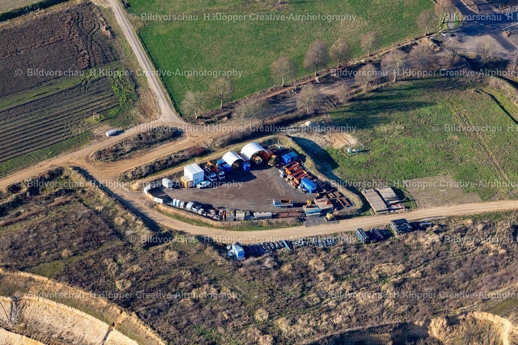 Luftbild Erkelenz-8456 | Luftbildfotografie Baustelle mit Erschließungs - und Erdaufschüttungs- Arbeiten an der Straße L354 in Erkelenz im Bundesland Nordrhein-Westfalen, Deutschland - Realisiert mit Pictrs.com