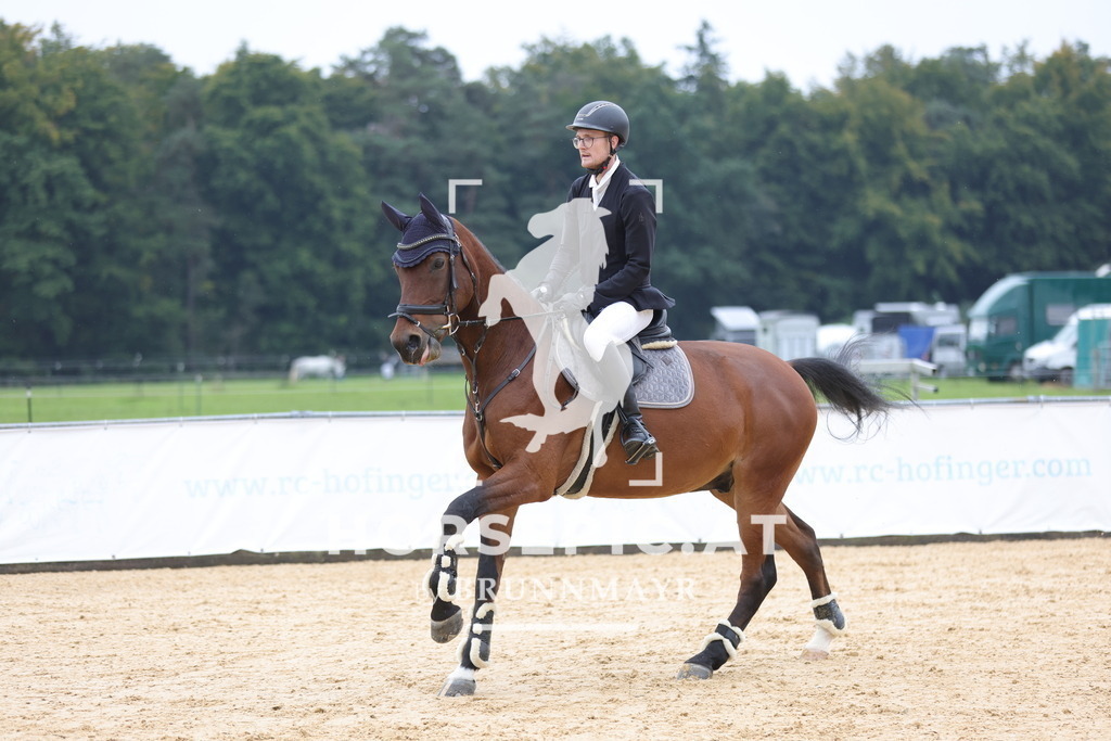 0P6A3381 | Willkommen bei Brunnmayr - Design & Fotografie – Ihrem Spezialisten für Reitturniere und Pferdeveranstaltungen in Oberösterreich, Salzburg und Bayern! Seit über 17 Jahren sind wir leidenschaftlich dabei.