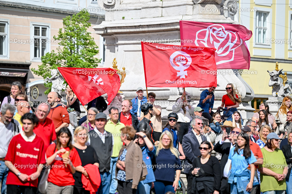 Hauptplatz Linz_ 1. Mai Umzug 2024_ 01.05.2024-58 | 01.05.2024, Hauptplatz Linz, AUT, Hauptplatz Linz, im Bild 1. Mai Umzug 2024 Linz Hauptplatz, SPOE 