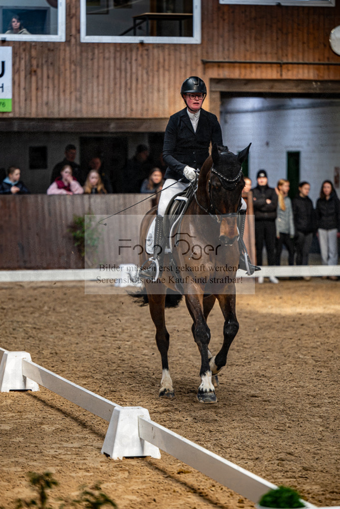 20240310-DOS_9920 | Entdecke hochwertige Reitturnierfotos von Foto Oger. Professionell, emotional und authentisch – jetzt Lieblingsmomente im Shop bestellen.Deutschlandweite Turnierfotografie. - Realisiert mit Pictrs.com