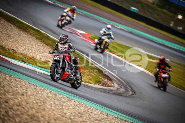 0680-240924_MO-021_680 | Deine Full-Service-Agentur für ✔️Videoproduktionen und ✔️Motorsportfotografie Jetzt Angebot anfragen!