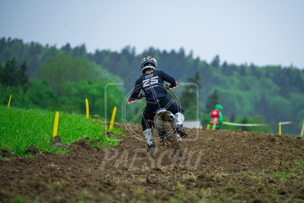 TrMX2 (100) | Paeschuphoto Shop - Wer nicht sucht der auch nicht findet.Ob Motocrossbilder oder von einem besuchtem Spiel, Hauptsache Action. - Realisiert mit Pictrs.com