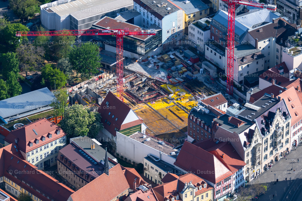 4025868 | ERFURT 06.05.2020 Baustelle zum Neubau des Gebäudekomplexes des Einkaufszentrum Anger-Passage an der Reglermauer im Ortsteil Altstadt in Erfurt im Bundesland Thüringen, Deutschland. Weiterführende Informationen bei: Riedel Bau GmbH &amp; Co. KG. // New construction of the building complex of the shopping center Anger-Passage on Reglermauer in the district Altstadt in Erfurt in the state Thuringia, Germany. Further information at: Riedel Bau GmbH &amp; Co. KG. Foto: Gerhard Launer