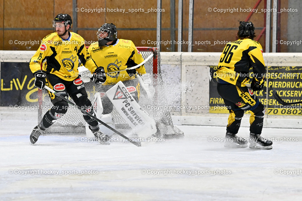 EC Spittal Hornets vs. ESC Steindorf 28.10.2023 | #15 Rossbacher Daniel, #1 Zauchner Rene, #96 Peharz Joshua, 