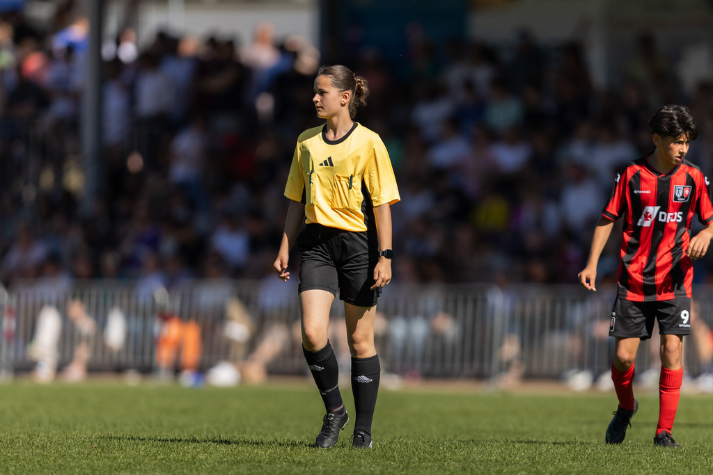 Fußball I Männer I 40. Pfingscup Hollage I 13412 | realhellocedii - Realisiert mit Pictrs.com