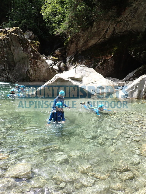 P7150399 | Bestelle die Bilder deines Berg- oder Wasser-Abenteuers mit Mountain Sports bequem von zu Hause aus direkt über unseren Online Fotoshop von pictrs.com. - Realisiert mit Pictrs.com