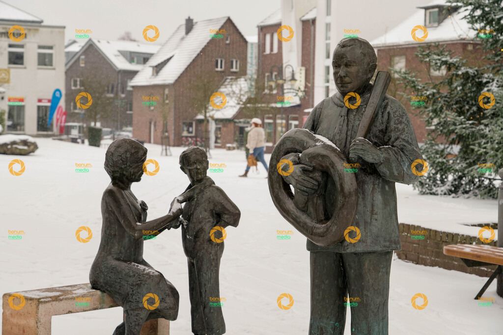 Schnee in Kirchhellen 2026 - Stock Bilder | bonum - Realisiert mit Pictrs.com