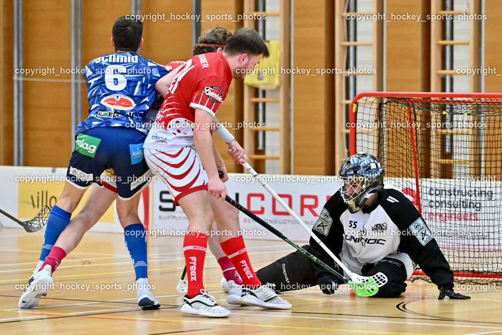 VSV Unihockey vs. KAC Floorball | #6 Timo Schmid VSV Unihockey, #55 Maximilian Obereder KAC Floorball, #21 Tobias Grabner KAC Floorball, VSV Unihockey vs. KAC Floorball, VSV Unihockey vs. KAC Floorball am 12.04.2025 in Villach (Ballspielhalle St. Martin), Austria, (Photo by Bernd Stefan)