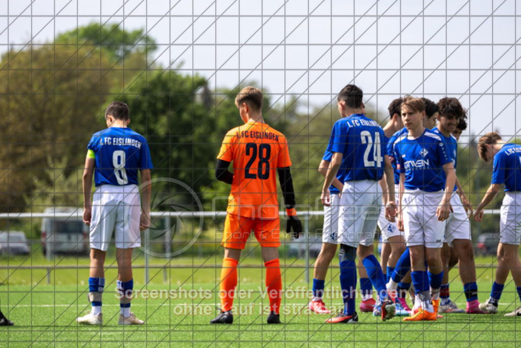 20250503_150312_0067 | #, 1.FC Eislingen (hellblau) vs. SGM TSG Zell-Hattenhofen-Holzmaden (dunkelblau), Jugend-Fussball, C-Junioren Landesstaffel Mitte, 18. Spieltag, Saison 20242025, Kunstrasenplatz, Haldenstraße 45, 73054 Eislingen, 03.05.2025 - 1500 Uhr,Foto: PhotoPeet-Sportfotografie/Peter Harich