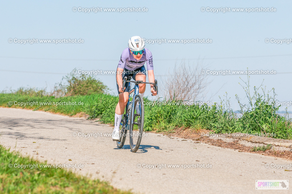 458_AR7_4200 | Neusiedlersee Radmarathon 2026@sportshot_your_pictrs #yourpictures#roadtowm2029 #nrm #neusiedlerseeradmarathon #neusiedlersee #neusiedlerseetourismus #burgenland #mörbisch #nrm26 #burgenlandtourismus #voglundco #poweredbyburgenlandtourismus #radsport #rad #marathon #ucigranfondo #visitburgenland #ucigranfondoworldseries