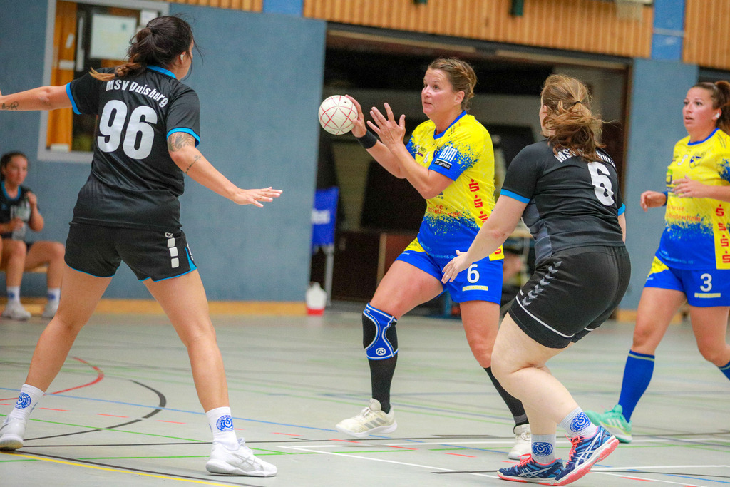 Neukirchen-Duisburg310825_033 | Bildergalerie von Sport-Ereignissen aber auch von weiteren spannenden Dingen - nicht nur vom Niederrhein. In Anlehnung an den bekannten Spruch von Hanns Dieter Hüsch heißt das Motto: "Niederrhein ist überall".  - Realisiert mit Pictrs.com