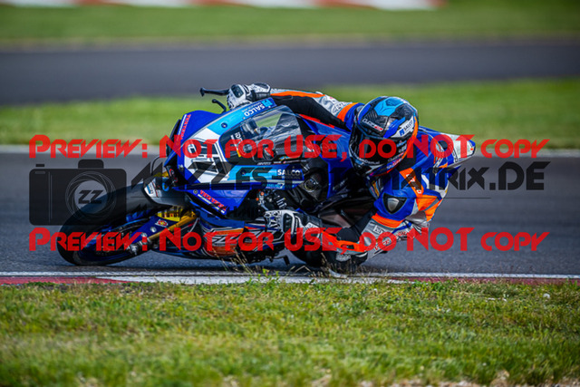 MaZZes_FotoMatrix_220506_93512 | Fotograf Mathias Schmid
Sportfotograf,
Eventfotograf,
Hochzeitsfotograf,
Portraitfotograf