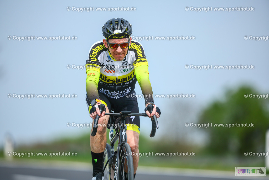 255_TRA56380 | Neusiedlersee Radmarathon 2026@sportshot_your_pictrs #yourpictures#roadtowm2029 #nrm #neusiedlerseeradmarathon #neusiedlersee #neusiedlerseetourismus #burgenland #mörbisch #nrm26 #burgenlandtourismus #voglundco #poweredbyburgenlandtourismus #radsport #rad #marathon #ucigranfondo #visitburgenland #ucigranfondoworldseries