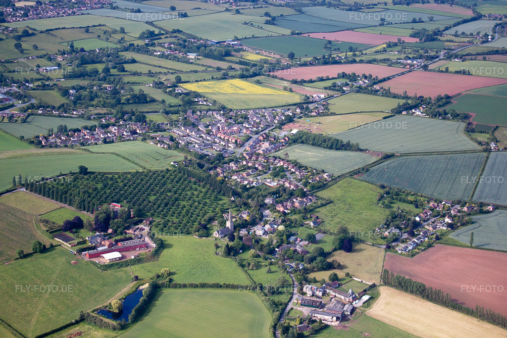 Luftbild: Ortsansicht in Withington im Bundesland England in Vereinigtes Königreich. Foto: IMG_40597(39519).jpg vom 10.06.2011 durch Werner Riehm/FLY-FOTO.de