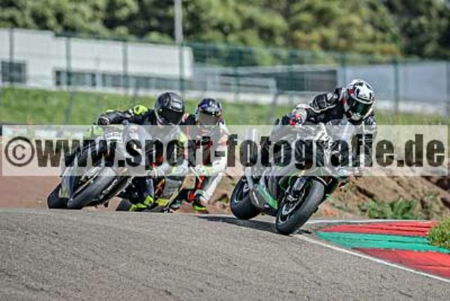 spof0499 | Professionelle Fotos von Sportveranstaltungen, aber auch Hochzeiten und anderen Events. - Realisiert mit Pictrs.com