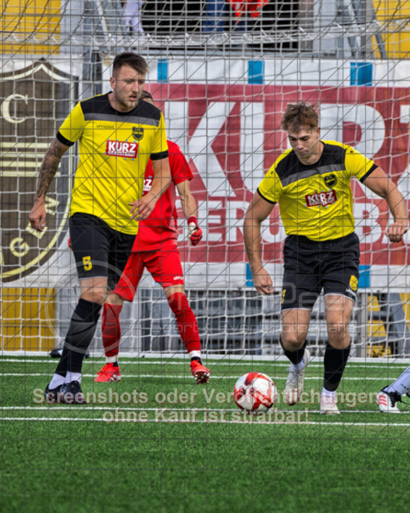 20250824_130553_0217-Bearbeitet | #,1.FC Heiningen II (gelb) vs. 1.Göppinger SV III (weiß), Fußball, Kreisliga B7 - Bezirk Neckar/Fils, 01. Spieltag, Saison 2025/2026, Kunstrasenplatz Sportzentrum Heiningen, Krautgarten 1, 73092 Heiningen, 24.08.2025 - 13:00 Uhr,Foto: PhotoPeet-Sportfotografie/Peter Harich