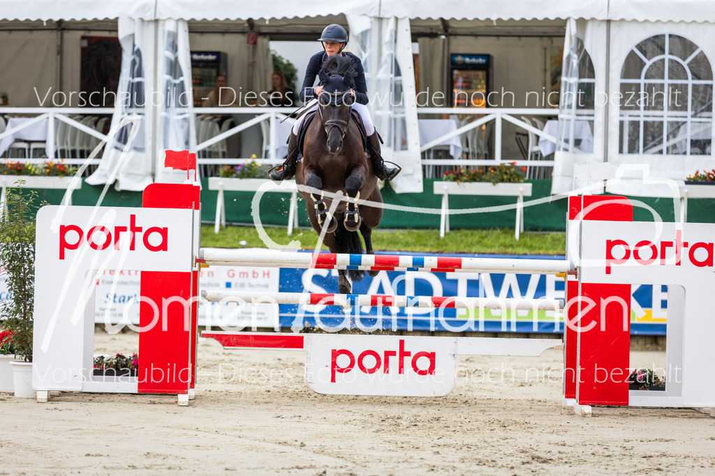 BHO-2PhSpr-M-5-2024 | MomenTaufnahmen Pferdesportfotos