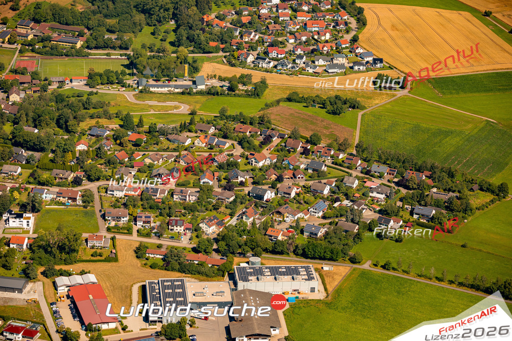 Das Luftbild zeigt : Marktlustenau Kreßberg - Die Luftaufnahme wurde 2024 vom UL-Flugzeug aus erstellt ( keine Drohne ) - Hochauflösende Luftaufnahme - Für grossformatige Ausdrucke geeignet. Die Geschenkidee !Mit Lizenz und Bildrechte bestellbar