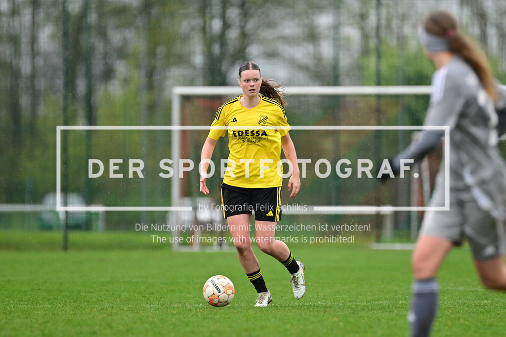 Fußball I Frauen I Saison 2024-2025 I Bezirkspokal I Halbfinale I TuS Fleestedt - ATSV Scharmbeckstotel I 70723 | Der Sportfotograf. - Realisiert mit Pictrs.com