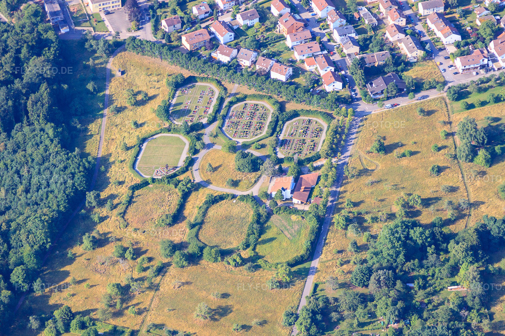 Luftbild: Neuer Friedhof Büchenbronn im Ortsteil Büchenbronn in Pforzheim im Bundesland Baden-Württemberg in Deutschland. Foto: IMG_69963.jpg vom 06.07.2014 durch Werner Riehm/FLY-FOTO.deStadt Pforzheim: Stadt Pforzheim