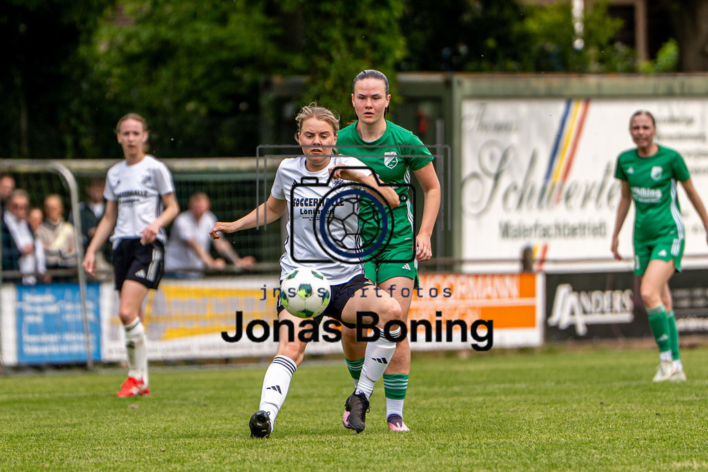Fußball I Frauen I Saison 2025-2026 I Oberliga Niedersachsen I 22. Spieltag I TuS Lutten - DJSK-SV Bunnen I 00105 | jns.sportfotos - Realisiert mit Pictrs.com