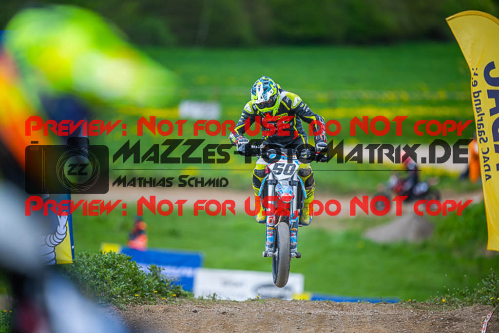 MaZZes_FotoMatrix_230506_1812 | S4