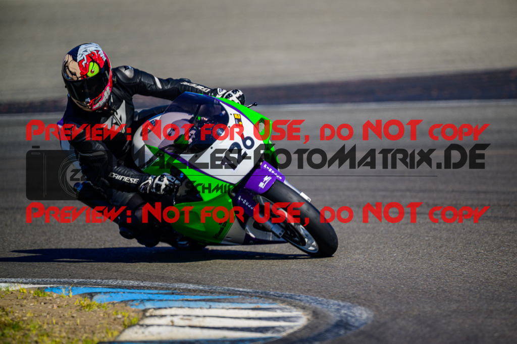 MaZZes_Fotomatrix_20250407_6007705_2965 | GELB