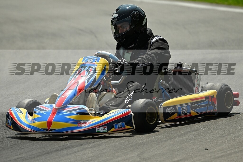 aDSC_9524 | Kaufen Sie Sportbilder im Onlineshop von Andy Scherrer Sportfotografie. Faszinierende Bilder von Sportevents aus der ganzen Schweiz. Fussball, Frauenfussball, Unihockey, Handball, Schwingen und weiteren Sportarten. - Realisiert mit Pictrs.com