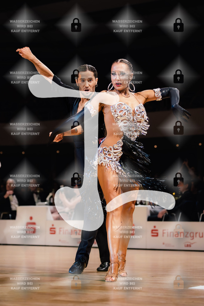 Goldstadtpokal 2025 - WDSF World Open Latin 1st (19) Charles-Guillaume Schmitt _ Elena Salikhova (France)-2025-01-25-1851 | Webshop for digital downloads and prints of dance sport, event & show photographer Julian Link - Realisiert mit Pictrs.com