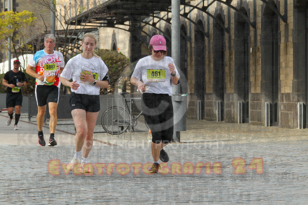 250920_1532_EV4_9102 | Sportfotografie im Rhein-Sieg Kreis, Köln, Bonn, NRW, Rheinland Pfalz, Hessen, etc. Unser Tätigkeitsfeld umfasst den Laufsport vom Volkslauf über den Marathon, Duathlon, Triathon bis zum Ultralauf wie Kölnpfad Ultra oder Schindertrail.