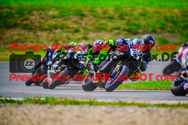 MaZZes_FotoMatrix_240728_6007705_6334 | STK