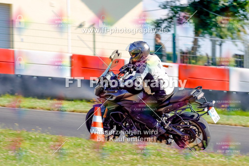 _MOT8862 | Hier findet Ihr Bilder von Touristenfahrten auf der Nürburgring Nordschleife oder von anderen Veranstaltungen die ich besucht habe. Viel Spass beim Durch Schauen 