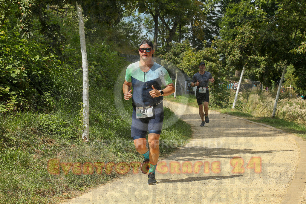 250824_1413_EX1_5413 | Sportfotografie im Rhein-Sieg Kreis, Köln, Bonn, NRW, Rheinland Pfalz, Hessen, etc. Unser Tätigkeitsfeld umfasst den Laufsport vom Volkslauf über den Marathon, Duathlon, Triathon bis zum Ultralauf wie Kölnpfad Ultra oder Schindertrail.