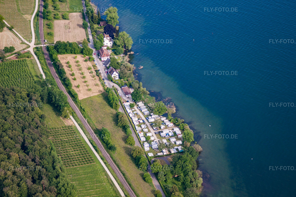 Luftbild: Camping Brändle-Köhne am Bodenseeufer im Ortsteil Nußdorf in Überlingen im Bundesland Baden-Württemberg in Deutschland. Foto: IMG_57535.jpg vom 08.06.2013 durch Werner Riehm/FLY-FOTO.de