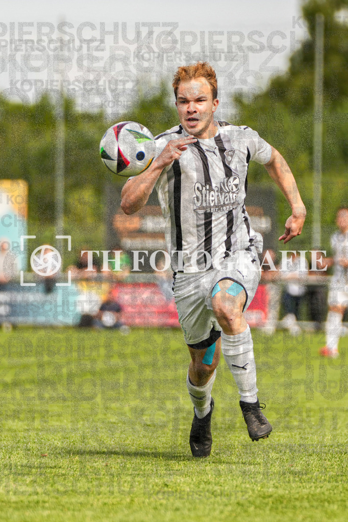 GER, FC Zell - FC Wittlingen, Fussball, Rothaus Bezirkpokal, Finale, Saison 2024/2025, 29.05.2025 | GER, FC Zell - FC Wittlingen, Fussball, Rothaus Bezirkpokal, Finale, Saison 2024/2025, 29.05.2025Foto: TH Fotografie/Alessio Bosco