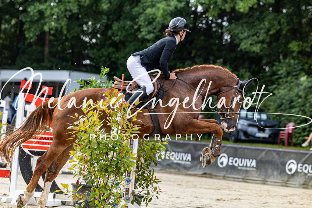 7I8A1770 | melanie-engelhardt-photography - Realisiert mit Pictrs.com