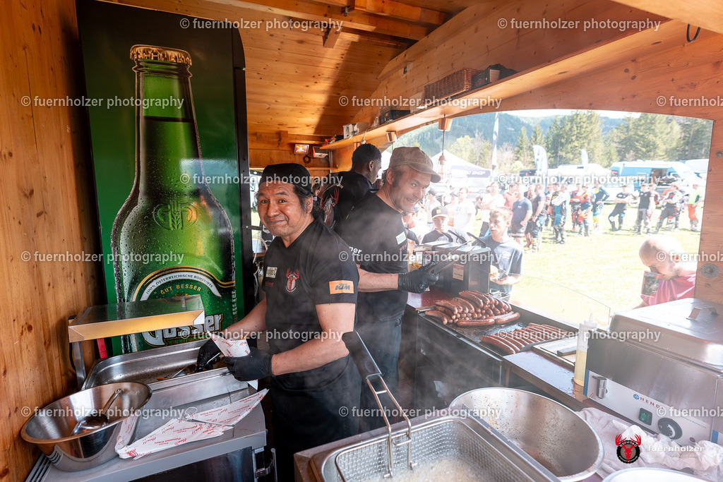 fuernholzer_250501-C1-367 | Fotografische Impressionen von der Red Stag Enduro Extreme by fuernholzer-photography.com. Endurosport in Österreich fotografisch festgehalten von fuernholzer. Auftragsfotografie für Private, Gewerbefotos und Industriefotografie. Eventfotografie, Sportfotografie und Motorsportfotografie. Anbieter von Fotoworkshops, Fototraining, fotografischen Vorträgen und Fotoseminaren.