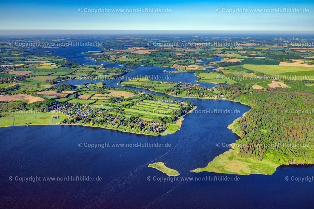 Missunde_Schlei_ELS_2646170524 | BRODERSBY-GOLTOFT 17.05.2024 Siedlungsgebiet und Infrastruktur " Burg an der Schlei " an der Straße Op de Höh in Brodersby-Goltoft im Bundesland Schleswig-Holstein, Deutschland. // The district " Burg on Schlei " on street Op de Hoeh in Brodersby-Goltoft in the state Schleswig-Holstein, Germany. Foto: Martin Elsen