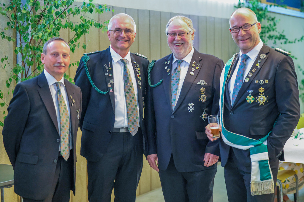 top-top.de-250627-002 | Foto, Video, Fotografie, Videografie, Fotobox, DJ, Discjockey, Musik, Musikbox, Veranstaltung, Photobooth, Amazon, Ebay, Buchtipp, Bestseller, Autor, Verlag, Buch, Wesel, Hamminkeln, NRW, Dinslaken, Rees, Drohne, Hochzeit, Party, Fotobox, Wesel, Fotograf