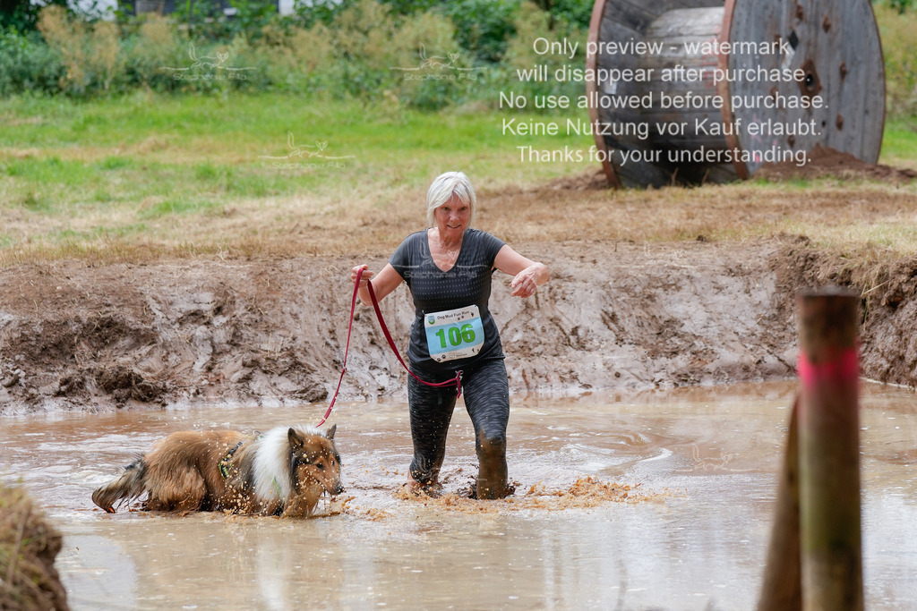 Schlamm_mit_Hund (39 von 460) | stephaniefillaphotographie - Realisiert mit Pictrs.com