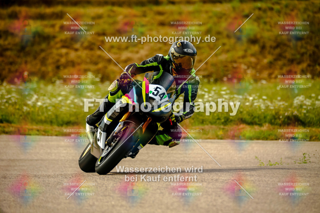 Chambley Juli-0702 | Hier findet Ihr Bilder von Touristenfahrten auf der Nürburgring Nordschleife oder von anderen Veranstaltungen die ich besucht habe. Viel Spass beim Durch Schauen 