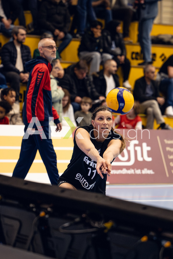 Volleyball I Frauen I Saison 2025-2026 I Volleyball NLA | Women I Round 14 I VC Kanti Schaffhausen - NLZ Volleyball Academy Zürich I 16.01.2026 | VC Kanti Schaffhausen - 11 Kateřina Holásková (CZ) – Mitte - Realisiert mit Pictrs.com