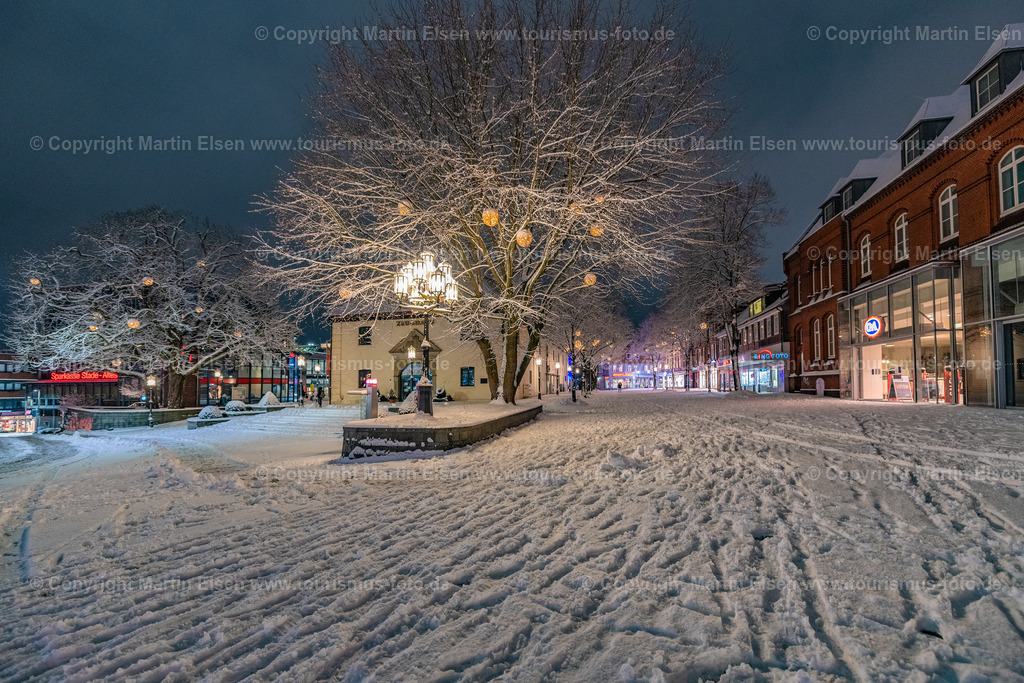 Stade Pferdemarkt Schnee_ELS_7308150221 | Fotos aus den Touristenorten aus Norddeutschland. - Realisiert mit Pictrs.com