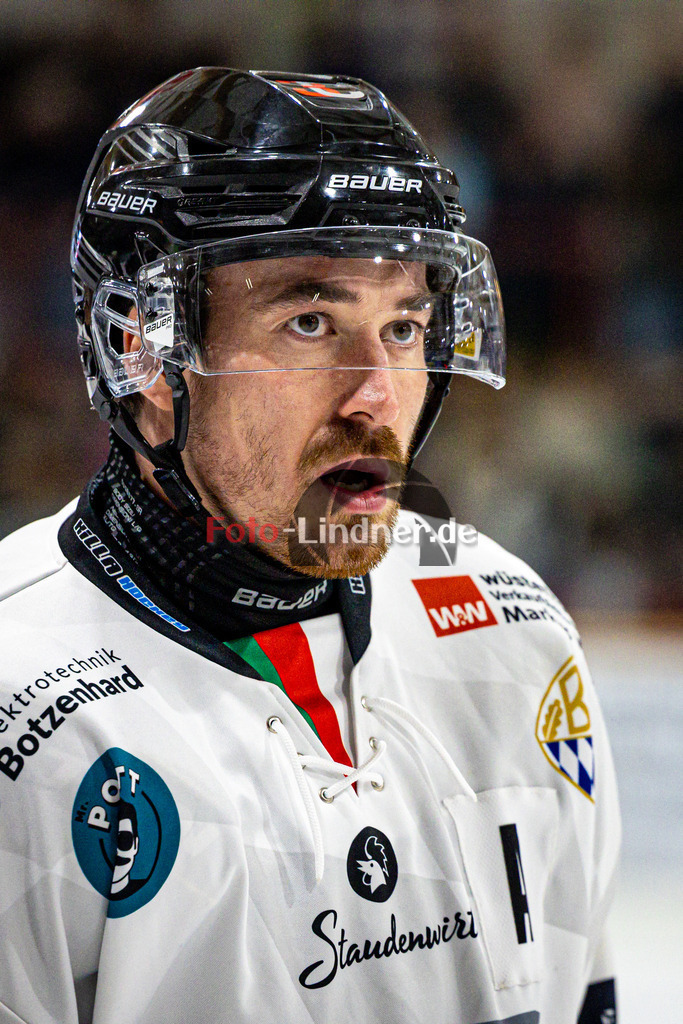 Peißenberg MINERS gegen HC Landsberg RIVER KINGS | Eishockey Bayernliga 2025/26 Vorrunde 4. Spieltag, Peißenberg MINERS gegen HC Landsberg RIVER KINGS, 20251024,Forian REICHENEDER (RIVERKINGS 72) Portrait, Freisteller,2025-10-24 in Peißenberg (flatbuy Arena Peißenberg), Forian REICHENEDER (RIVERKINGS 72)Copyright: WolfgangxLindner www.foto-lindner.de